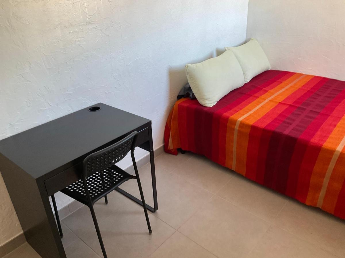 Grands Buffets Hebergement Chambre Narbonne Exterior foto